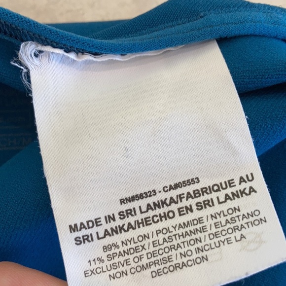 Nike Breathable Compression Teal workout tank - Picture 5 of 9